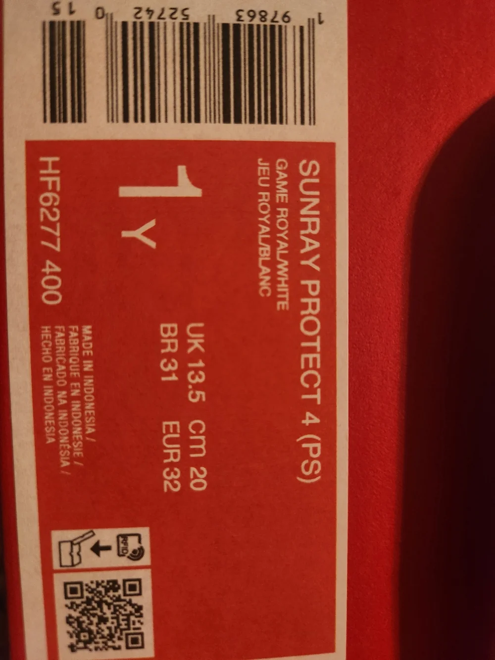 NIKE Sunray Protect 4